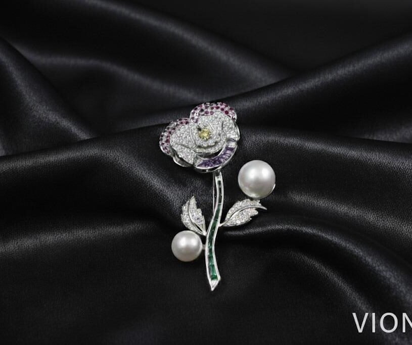 Eternal Bloom Pearl Brooch