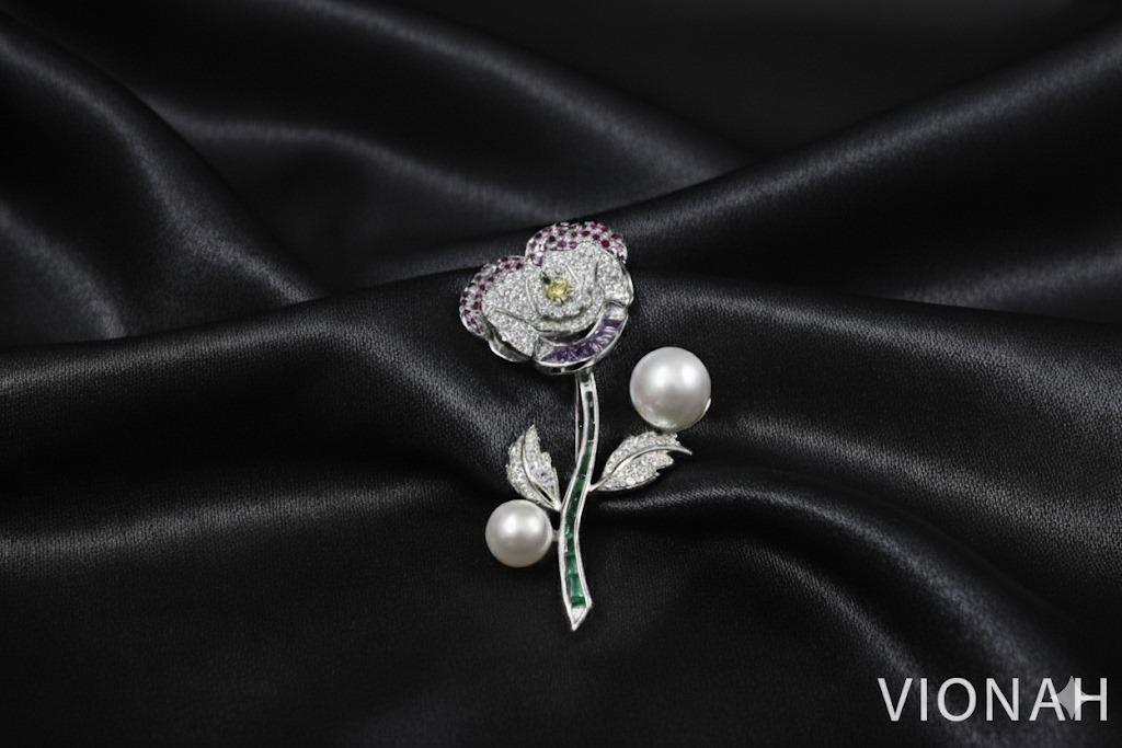 Eternal Bloom Pearl Brooch