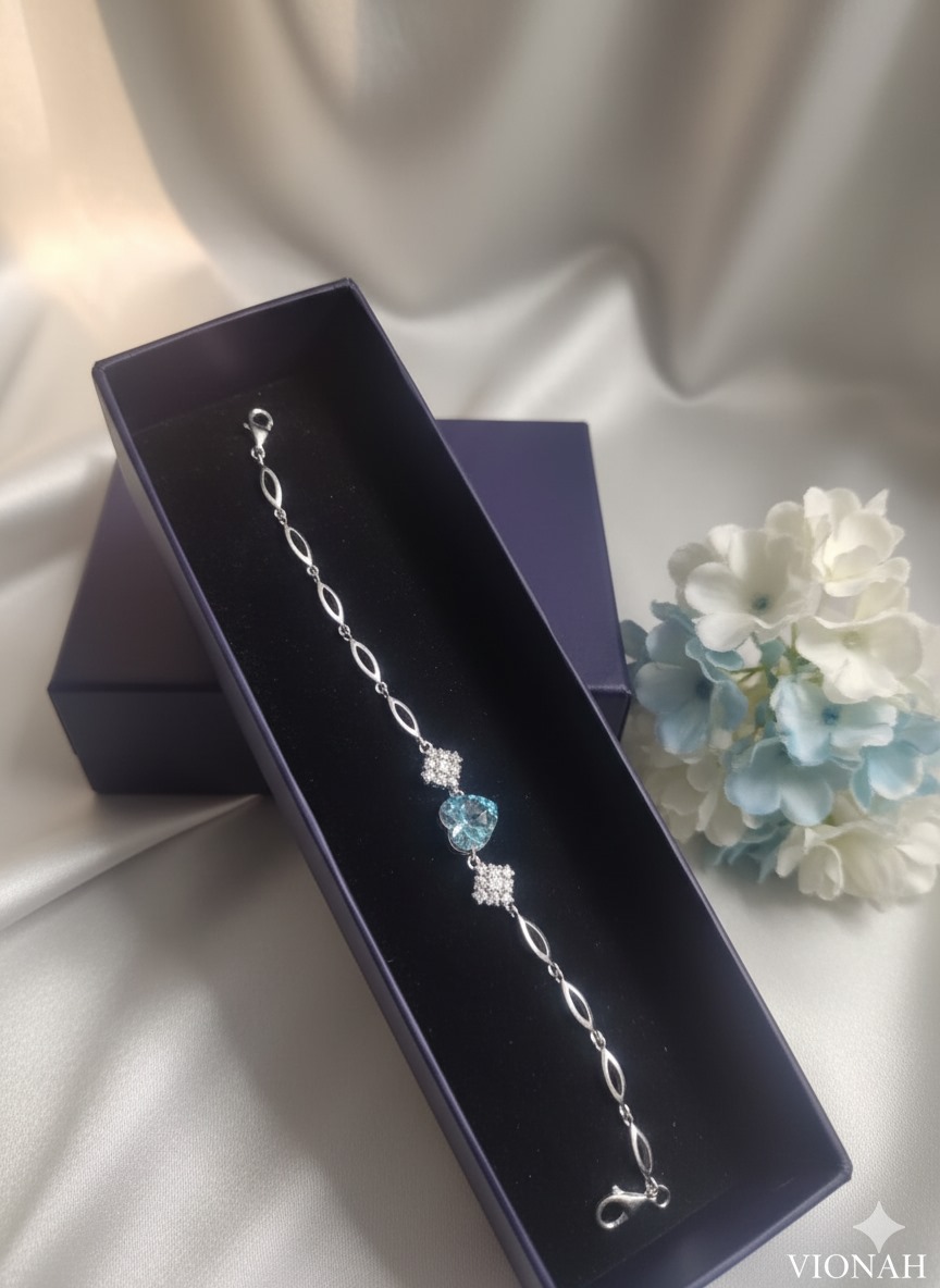 Blue Heart Bloom Bracelet