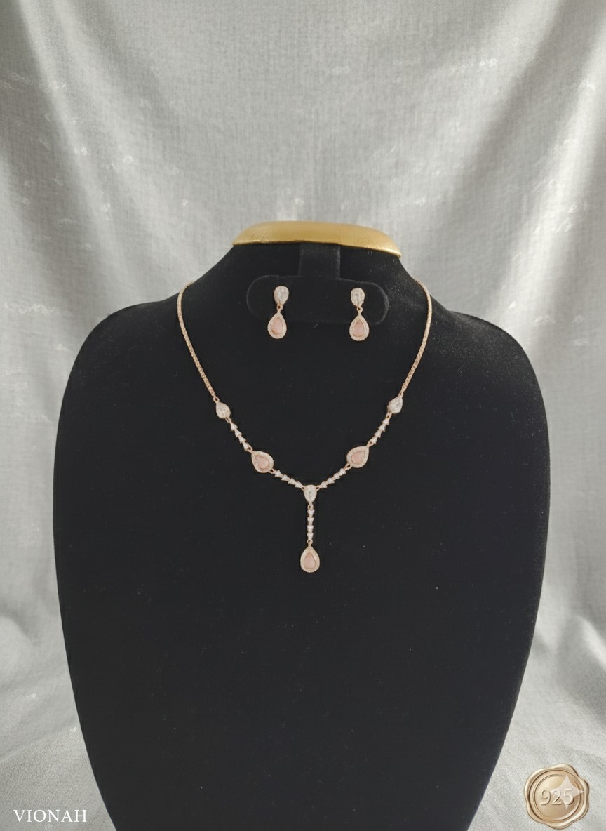Rose Blush Necklace & earrings - Image 4