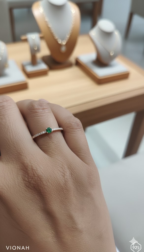 Emerald Whisper – 925 Silver Ring
