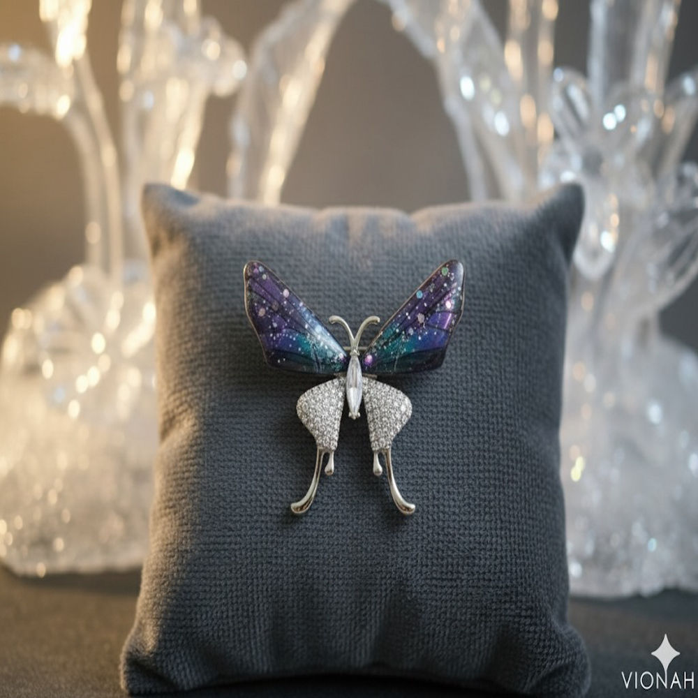 Brooch