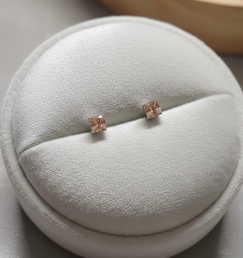 Morganite studs in 925 silver