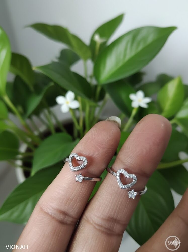 Heart CZ Toe Rings