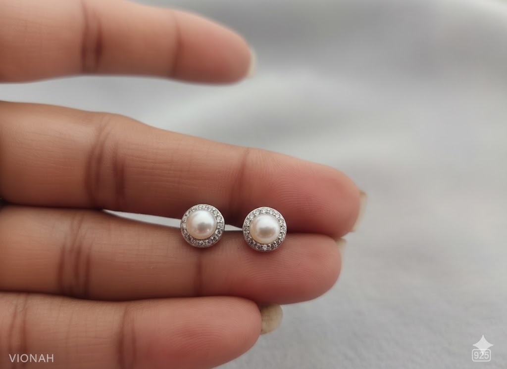 Premium 925 Silver CZ Pearl Stud Earring - Image 3
