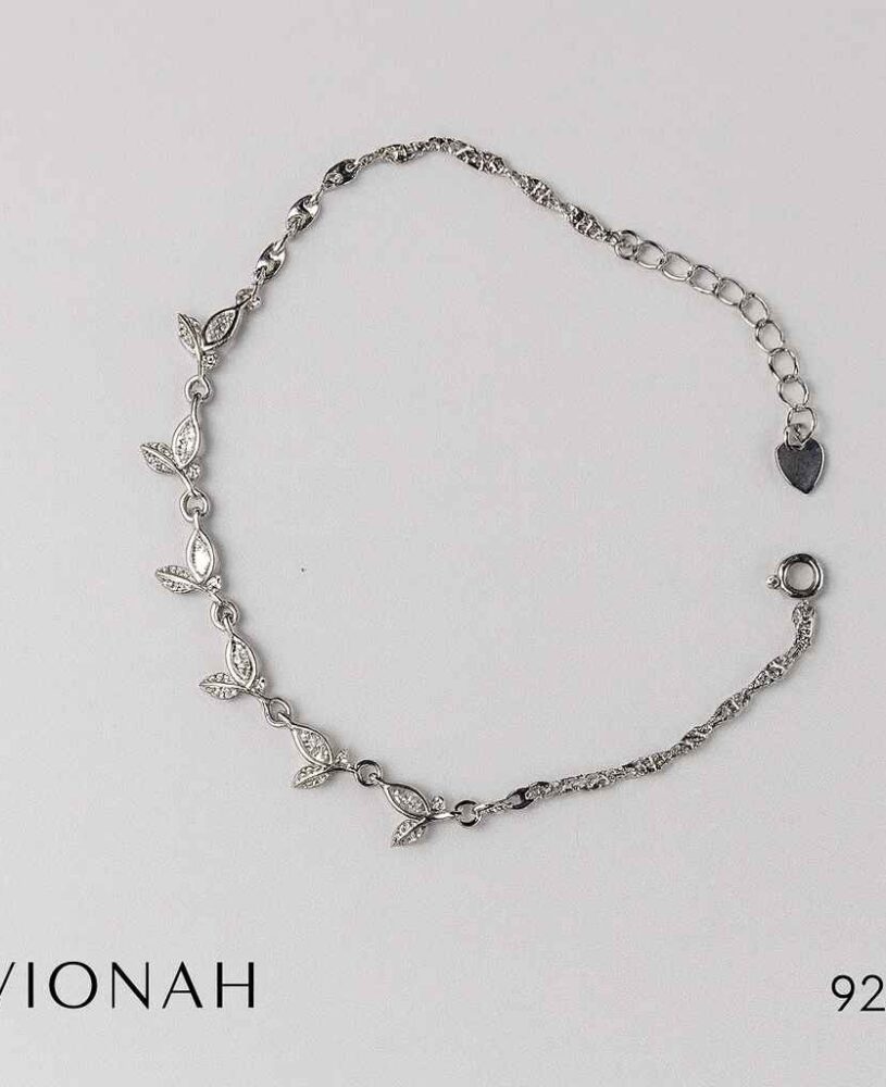 Luxury Zircon Leaf Charm Bracelet