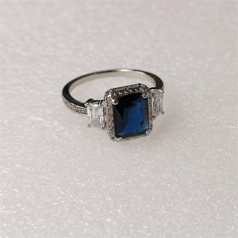Luxury Premium Sapphire Radiance Ring - Image 3