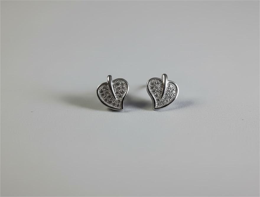 Heart Leaf Micro Studs - Image 2