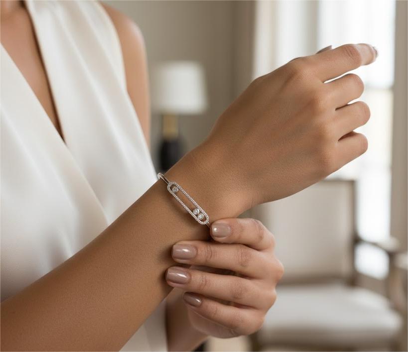 Zircon Bar Detail Bangle Bracelet