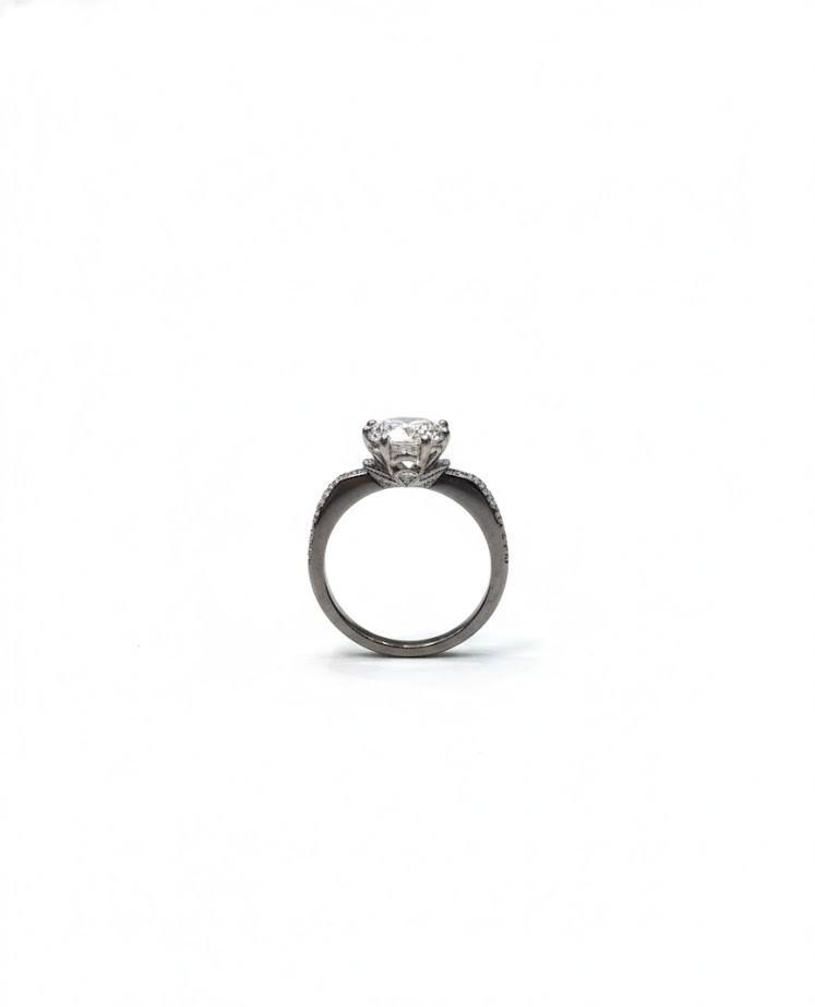 Classic Solitaire Silver Ring - Image 4