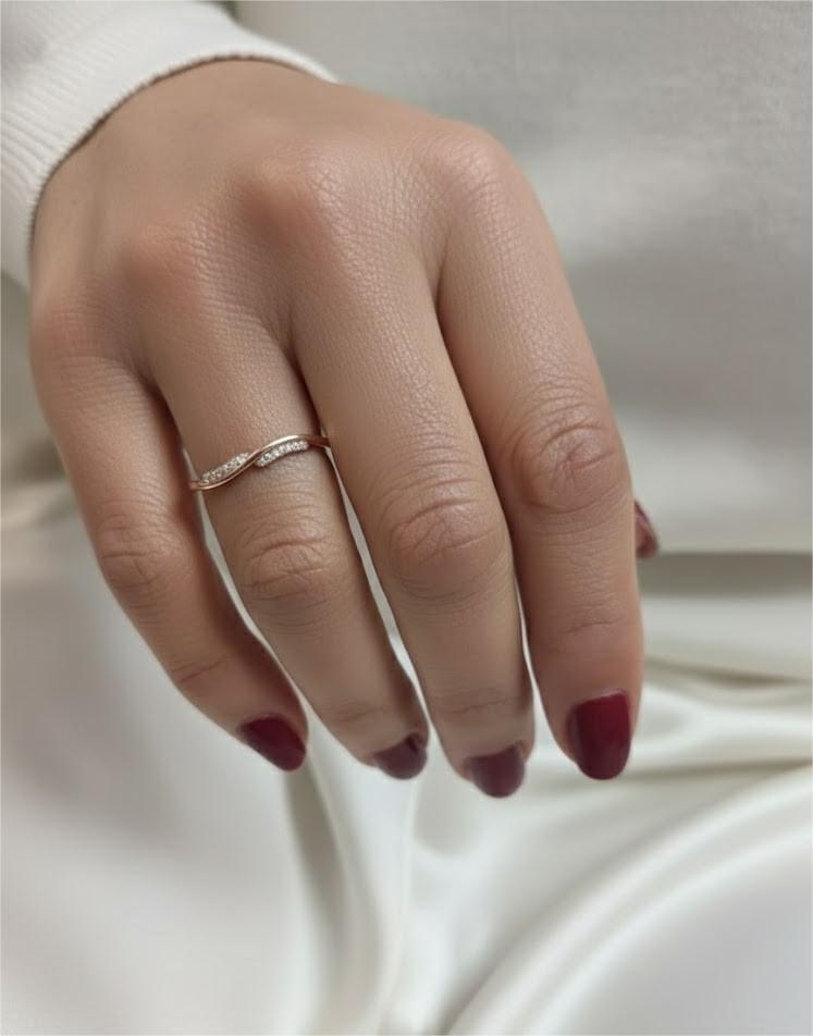 Twist Sparkle Silver Ring